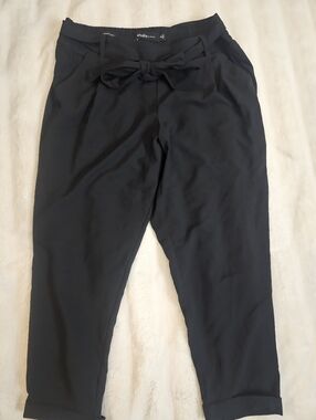 torrid Black Cropped Tie-Waist Pants